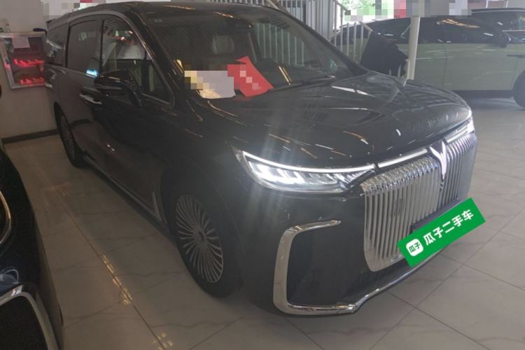 Used VOYAH Dream 2025 PHEV Four-Wheel-Drive Flagship Kunpeng Edition Front Right 45 Deg