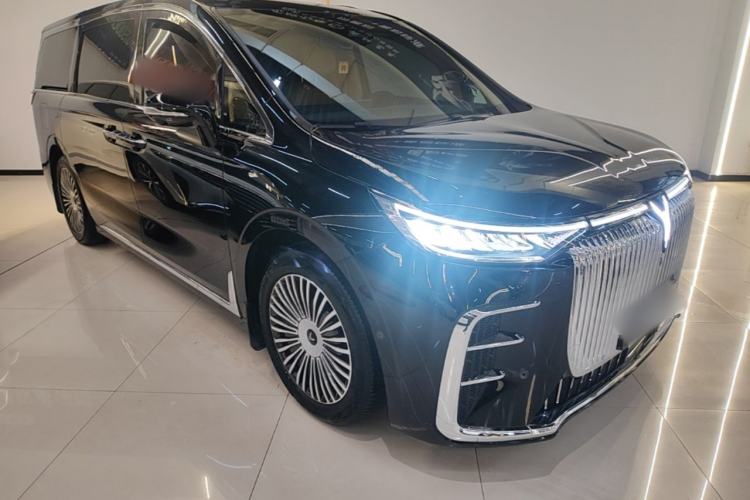 Used VOYAH Dream 2025 PHEV Four-Wheel Drive Excellence Kunpeng Edition Front Right 45 Deg