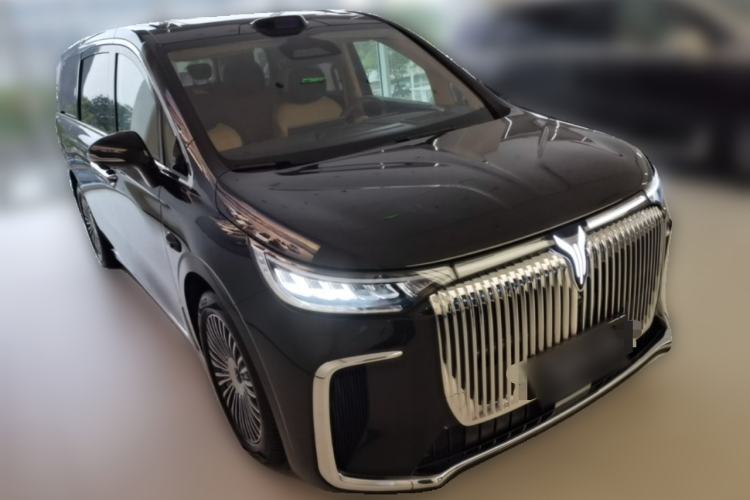 Used VOYAH Dream 2025 PHEV Four-Wheel Drive Prestige Qiankun Edition Front Right 45 Deg