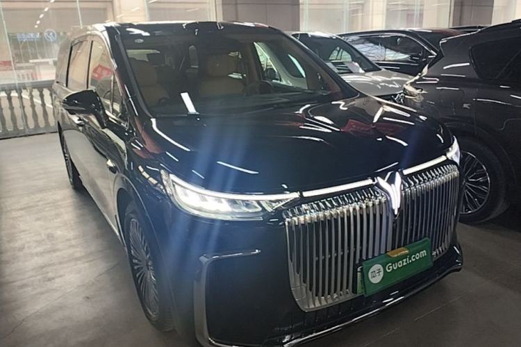 Used VOYAH Dream 2025 PHEV Four-Wheel Drive Prestige Qiankun Edition Front Right 45 Deg