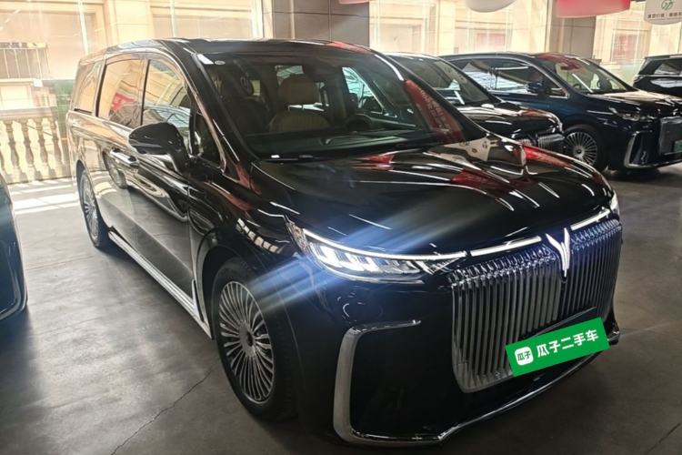 Used VOYAH Dream 2025 PHEV Four-Wheel-Drive Flagship Kunpeng Edition Front Right 45 Deg