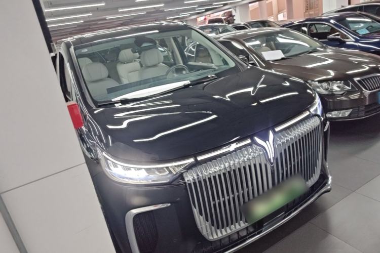 Used VOYAH Dream 2025 PHEV Four-Wheel Drive Prestige Kunpeng Edition Front Right 45 Deg