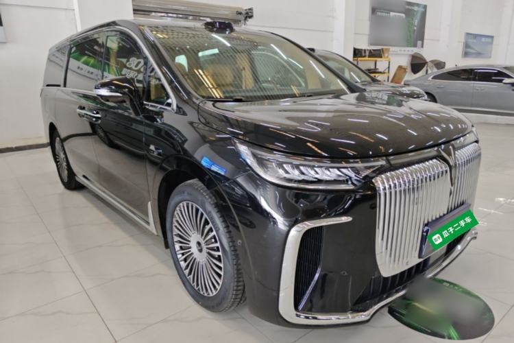 Used VOYAH Dream 2025 PHEV Four-Wheel Drive Prestige Qiankun Edition Front Right 45 Deg