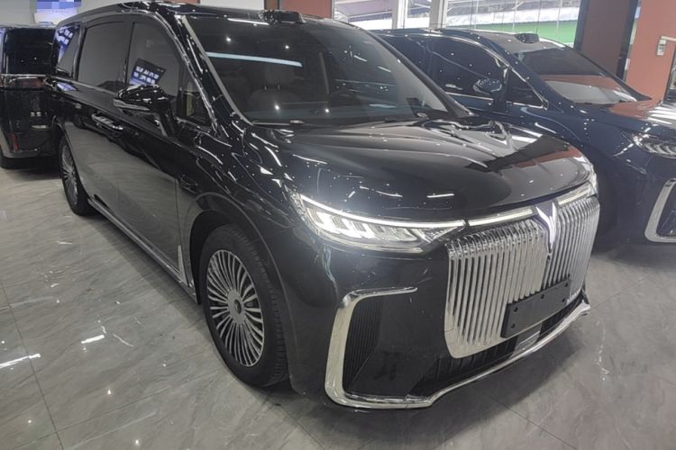 Used VOYAH Dream 2025 PHEV Four-Wheel Drive Excellence Qiankun Edition Front Right 45 Deg