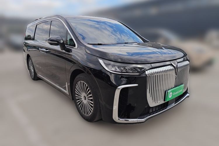 Used VOYAH Dream 2025 PHEV Four-Wheel Drive Prestige Kunpeng Edition Front Right 45 Deg