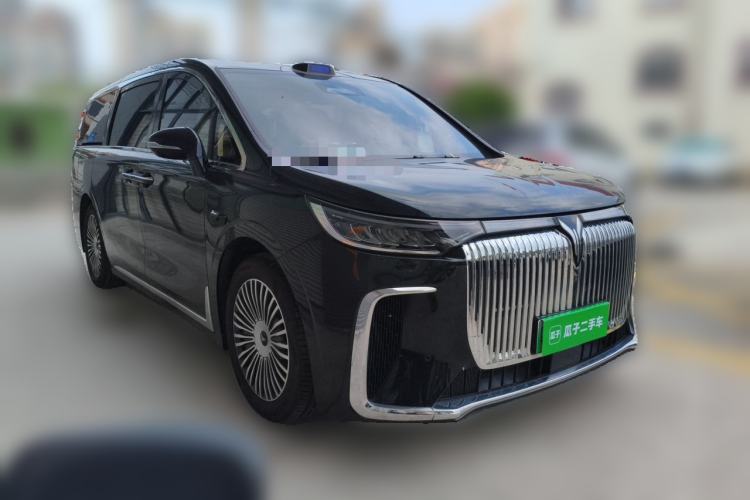 Used VOYAH Dream 2025 PHEV Four-Wheel Drive Prestige Qiankun Edition Front Right 45 Deg