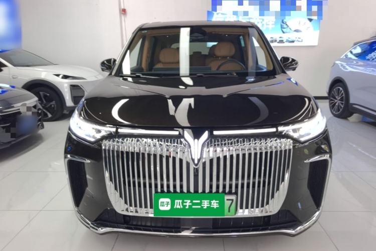 Used VOYAH Dream 2025 PHEV Four-Wheel-Drive Flagship Kunpeng Edition Front