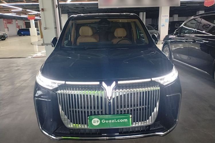 Used VOYAH Dream 2025 PHEV Four-Wheel-Drive Flagship Kunpeng Edition Front