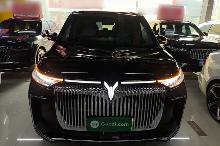 Used VOYAH Dream 2025 PHEV Four-Wheel Drive Prestige Kunpeng Edition Front