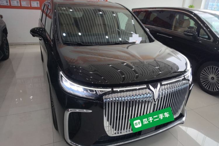 Used VOYAH Dream 2025 PHEV Four-Wheel-Drive Flagship Kunpeng Edition Front
