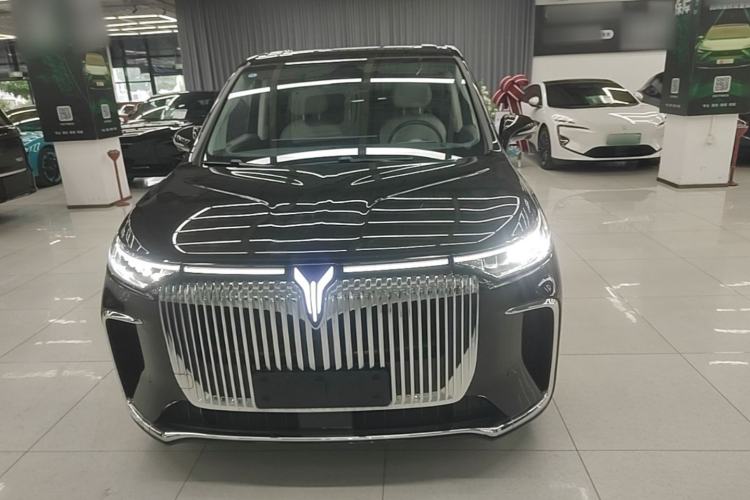 Used VOYAH Dream 2025 PHEV Four-Wheel Drive Prestige Kunpeng Edition Front