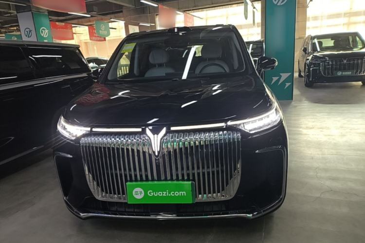 Used VOYAH Dream 2025 PHEV Four-Wheel Drive Excellence Qiankun Edition Front
