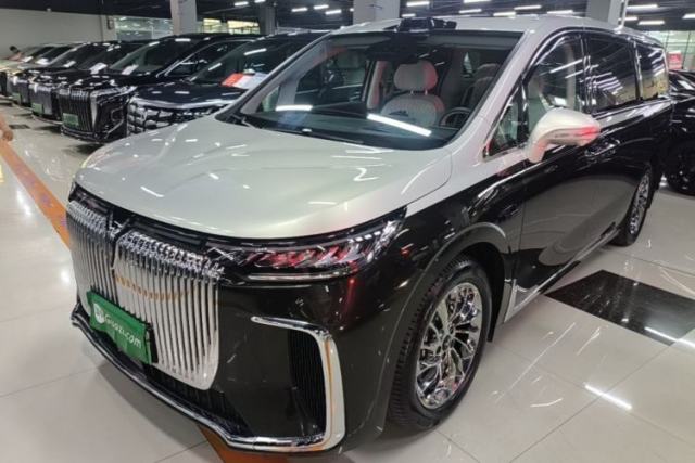 Used VOYAH Dream 2025 EV Four-Wheel-Drive Flagship Qiankun Version