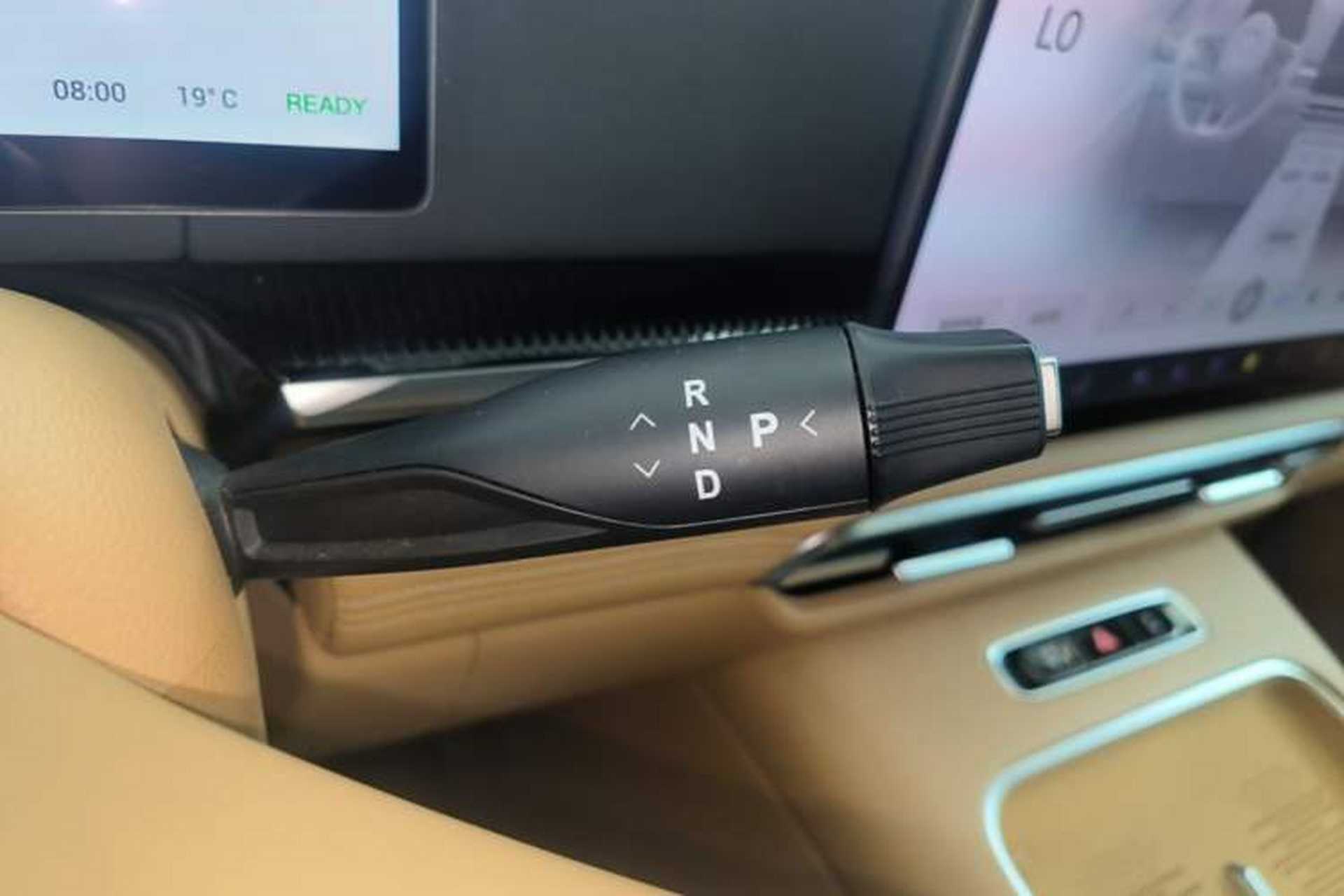 Used VOYAH Dream 2025 PHEV Four-Wheel-Drive Flagship Kunpeng Edition Gear Lever