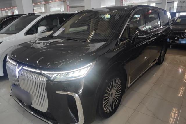 Used VOYAH Dream 2025 PHEV Four-Wheel Drive Prestige Kunpeng Edition