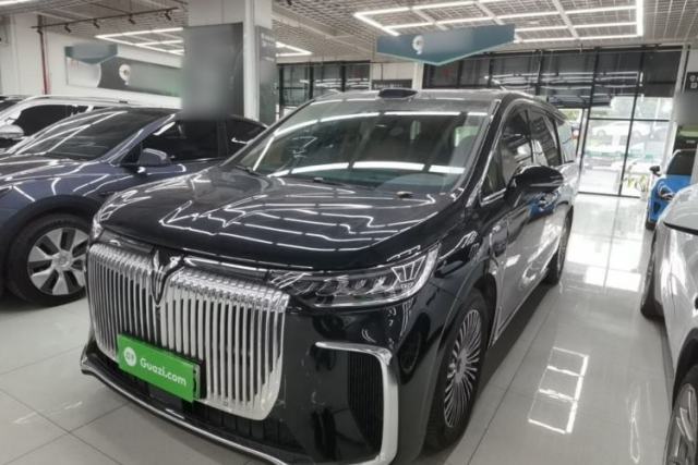 Used VOYAH Dream 2025 PHEV Four-Wheel Drive Prestige Qiankun Edition