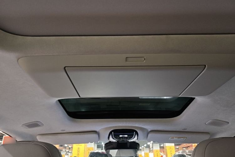 Used VOYAH Dream 2025 PHEV Four-Wheel Drive Prestige Qiankun Edition Headliner