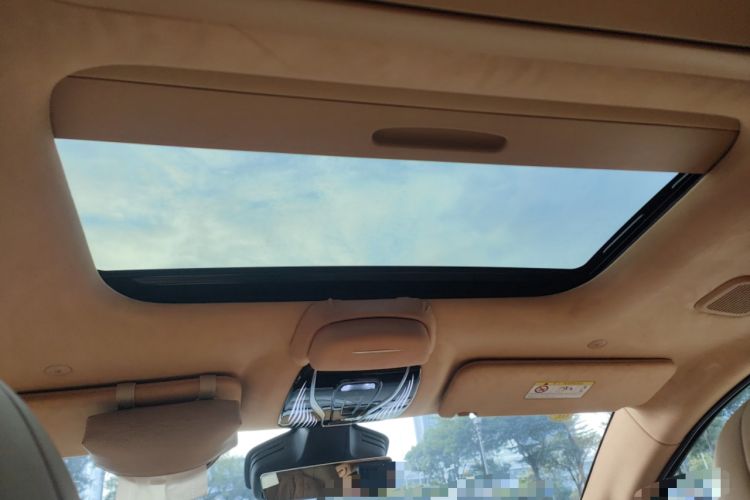 Used VOYAH Dream 2025 PHEV Four-Wheel-Drive Flagship Version – Qiankun Edition Headliner