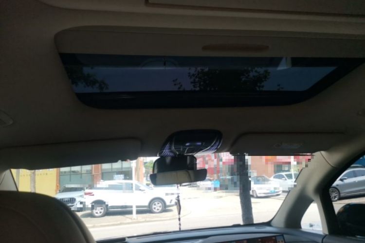 Used VOYAH Dream 2025 PHEV Four-Wheel Drive Prestige Kunpeng Edition Headliner