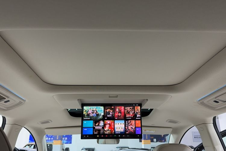 Used VOYAH Dream 2025 PHEV Four-Wheel Drive Prestige Kunpeng Edition Headliner
