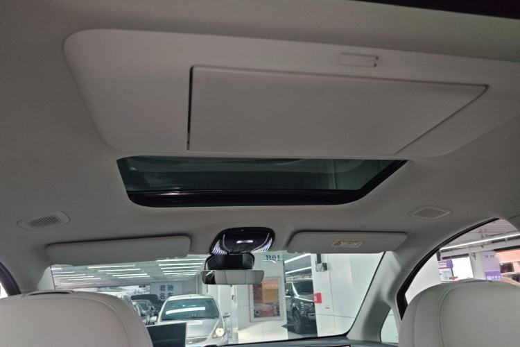 Used VOYAH Dream 2025 PHEV Four-Wheel Drive Prestige Kunpeng Edition Headliner