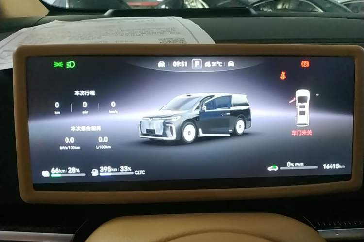 Used VOYAH Dream 2025 PHEV Four-Wheel-Drive Flagship Version – Qiankun Edition Instrument Cluster