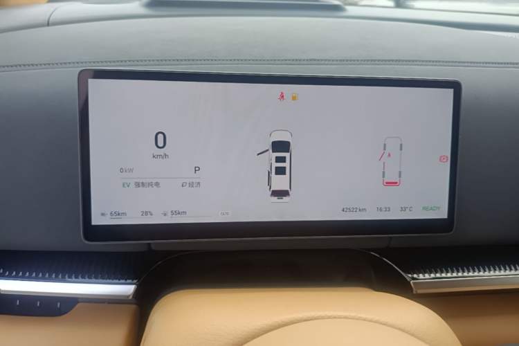 Used VOYAH Dream 2025 PHEV Four-Wheel-Drive Flagship Kunpeng Edition Instrument Cluster