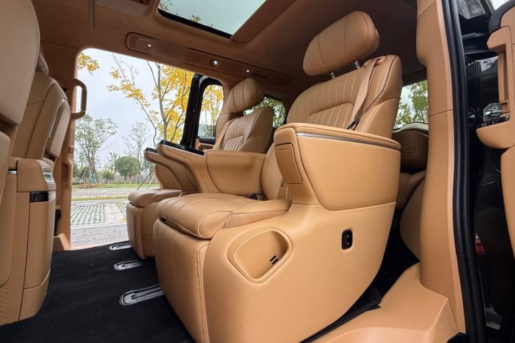 Used VOYAH Dream 2025 PHEV Four-Wheel-Drive Flagship Kunpeng Edition Interior 10