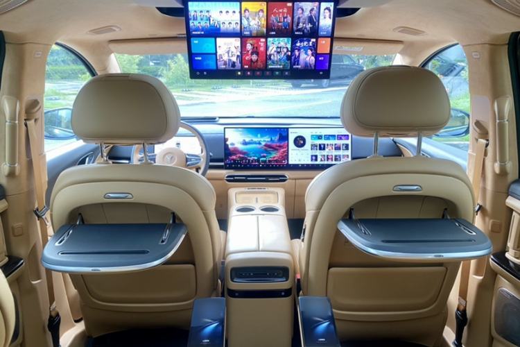 Used VOYAH Dream 2025 PHEV Four-Wheel-Drive Flagship Kunpeng Edition Interior 6