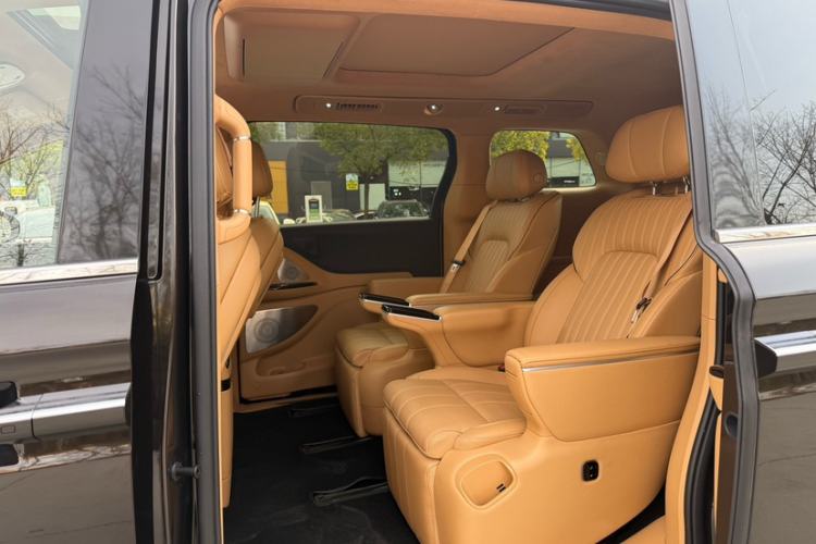 Used VOYAH Dream 2025 PHEV Four-Wheel-Drive Flagship Kunpeng Edition Interior 7