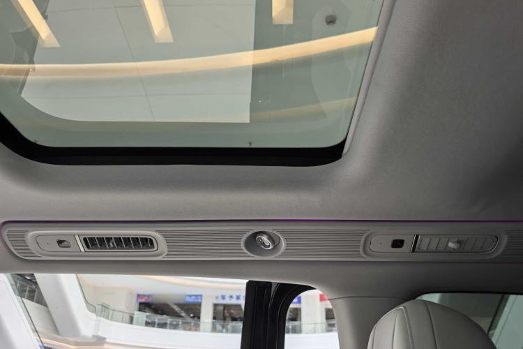 Used VOYAH Dream 2025 PHEV Four-Wheel Drive Excellence Kunpeng Edition Interior 8