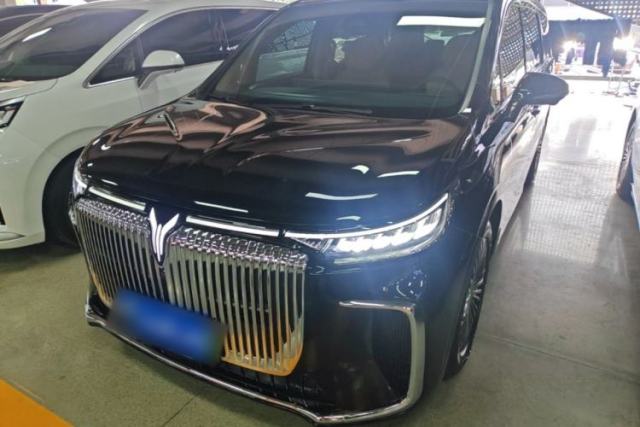 Used VOYAH Dream 2025 PHEV Four-Wheel Drive Excellence Kunpeng Edition