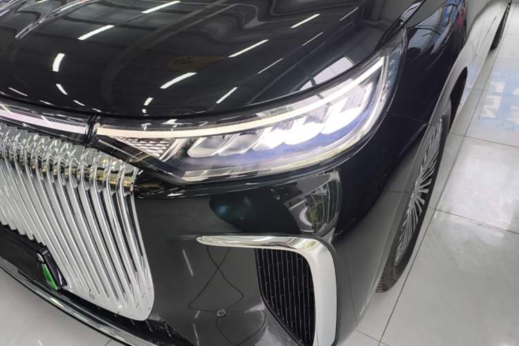 Used VOYAH Dream 2025 PHEV Four-Wheel-Drive Flagship Kunpeng Edition Left Front Headlight