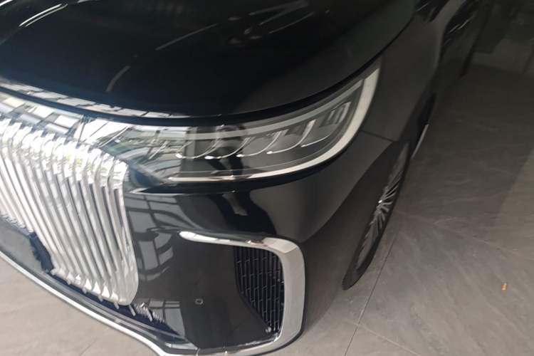Used VOYAH Dream 2025 PHEV Four-Wheel Drive Prestige Kunpeng Edition Left Front Headlight