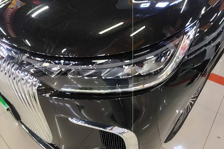 Used VOYAH Dream 2025 PHEV Four-Wheel Drive Prestige Kunpeng Edition Left Front Headlight