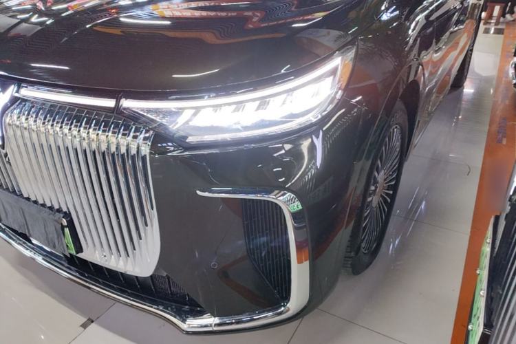 Used VOYAH Dream 2025 PHEV Four-Wheel-Drive Flagship Kunpeng Edition Left Front Headlight