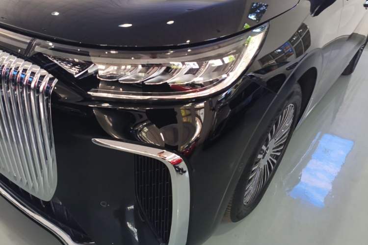 Used VOYAH Dream 2025 PHEV Four-Wheel Drive Prestige Kunpeng Edition Left Front Headlight