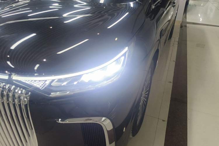 Used VOYAH Dream 2025 PHEV Four-Wheel Drive Prestige Qiankun Edition Left Front Headlight