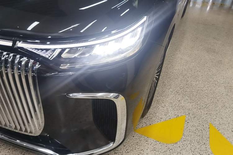 Used VOYAH Dream 2025 PHEV Four-Wheel-Drive Flagship Kunpeng Edition Left Front Headlight