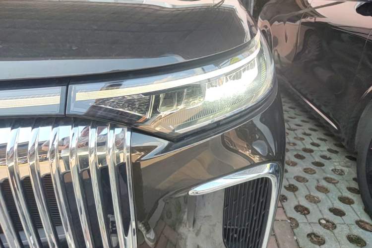 Used VOYAH Dream 2025 PHEV Four-Wheel-Drive Flagship Kunpeng Edition Left Front Headlight