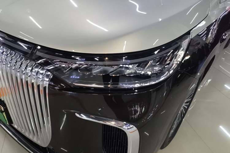 Used VOYAH Dream 2025 PHEV Four-Wheel-Drive Flagship Version – Qiankun Edition Left Front Headlight