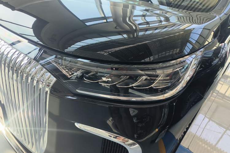 Used VOYAH Dream 2025 PHEV Four-Wheel-Drive Flagship Kunpeng Edition Left Front Headlight