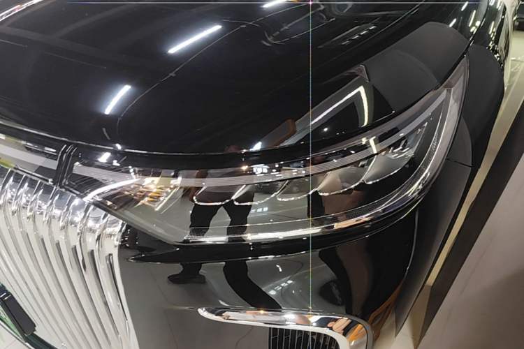 Used VOYAH Dream 2025 PHEV Four-Wheel Drive Prestige Kunpeng Edition Left Front Headlight