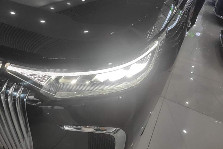 Used VOYAH Dream 2025 PHEV Four-Wheel Drive Excellence Qiankun Edition Left Front Headlight