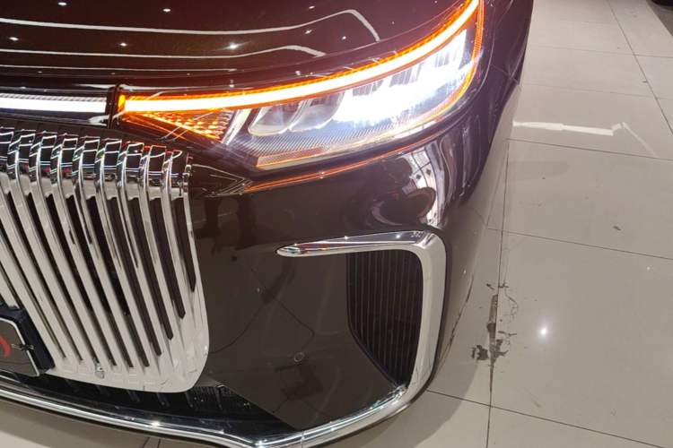 Used VOYAH Dream 2025 PHEV Four-Wheel-Drive Flagship Kunpeng Edition Left Front Headlight