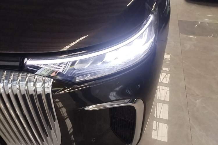 Used VOYAH Dream 2025 PHEV Four-Wheel-Drive Flagship Kunpeng Edition Left Front Headlight