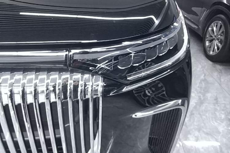 Used VOYAH Dream 2025 PHEV Four-Wheel Drive Excellence Kunpeng Edition Left Front Headlight