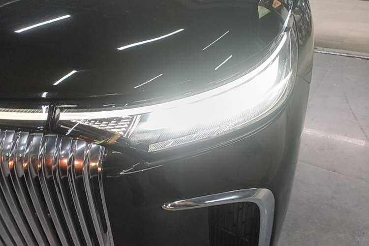 Used VOYAH Dream 2025 PHEV Four-Wheel-Drive Flagship Kunpeng Edition Left Front Headlight