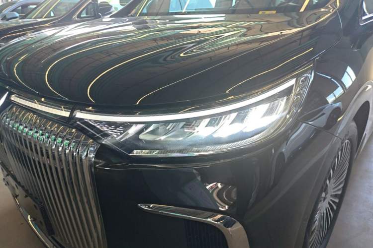 Used VOYAH Dream 2025 PHEV Four-Wheel-Drive Flagship Kunpeng Edition Left Front Headlight