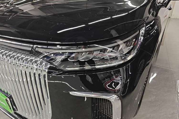 Used VOYAH Dream 2025 PHEV Four-Wheel-Drive Flagship Kunpeng Edition Left Front Headlight